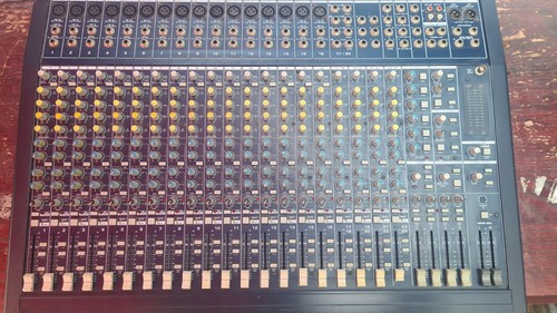 Behringer eurodesk mx2442a - eurodesk,