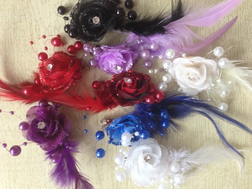 Wedding party feather brooch - party,