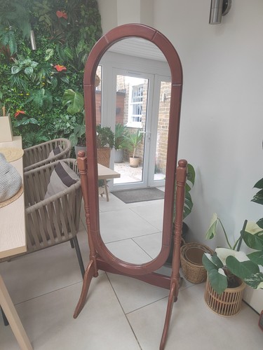 Oval standing cheval - standing,