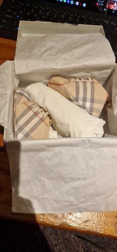 Burberry newborn shoes - burberry,