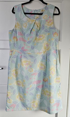 Peacocks floral linen blend - linen,