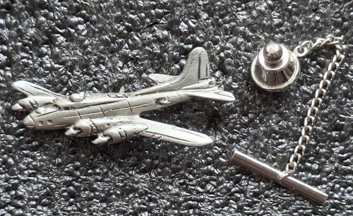 Vintage boeing b17 bomber - vintage,