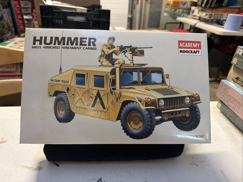 Academy m1025 hummer - ,