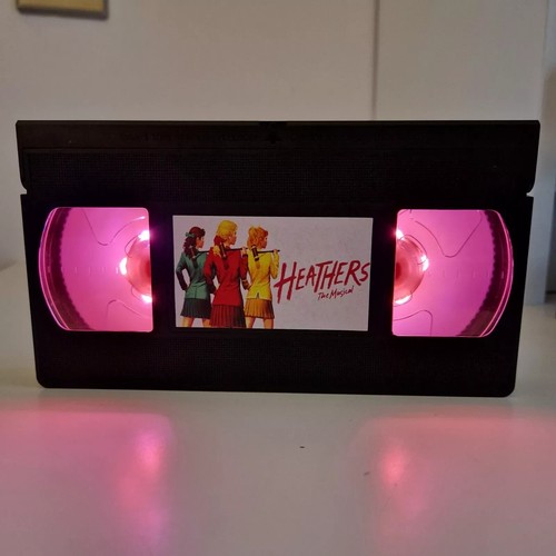 Heathers led vhs - heathers, tape