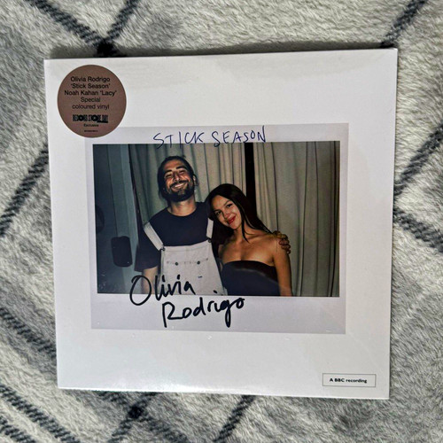 Olivia rodrigo noah kahan - noah,