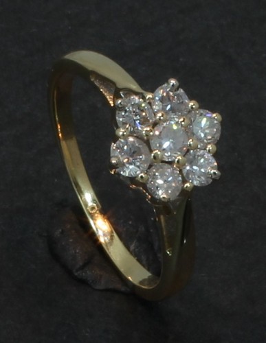 18ct yellow gold diamond - 18ct,