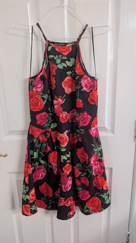 Select womens black red - black,