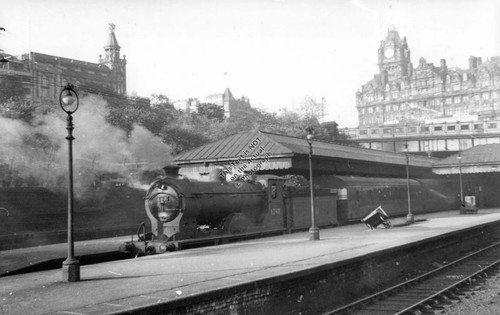 1957 edinburgh waverley train - 1957,