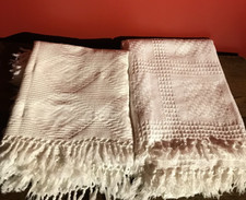2 VINTAGE WOVEN COTTON WHITE THROWS WITH TASSEL HEMS 180 x 130cm & 138 x 118cm