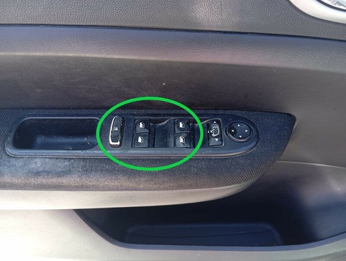 482367 front window control