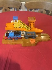 Thomas And Friends Motor Road And Rail Sodor Quarry Loader + Thomas Train 