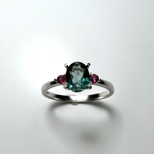Certified 9ct natural - certified,