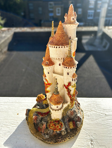 Lilliput lane castle the - of,