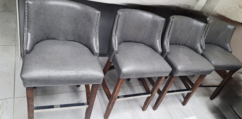 Grey faux leather bar - x,