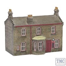 44-0155 Scenecraft OO Gauge North Eastern Railway Station