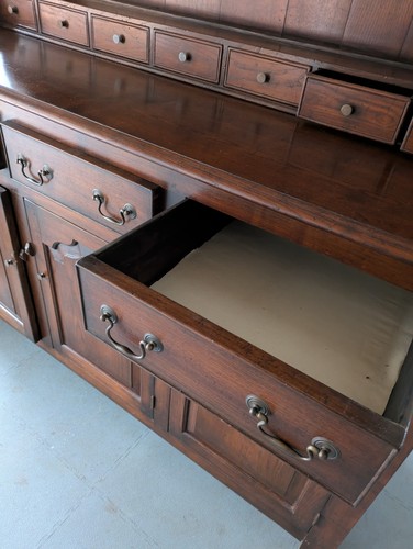 Dark oak traditional welsh - dark,