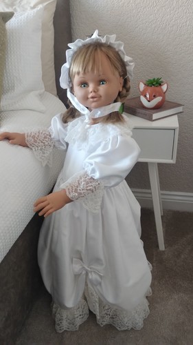 Large vintage jesmar doll - large,