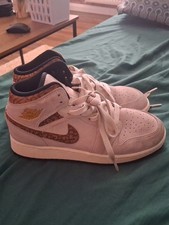 Nike Air Jordan 1 Mid SE