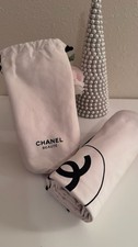 Chanel Beaute Logo Throw