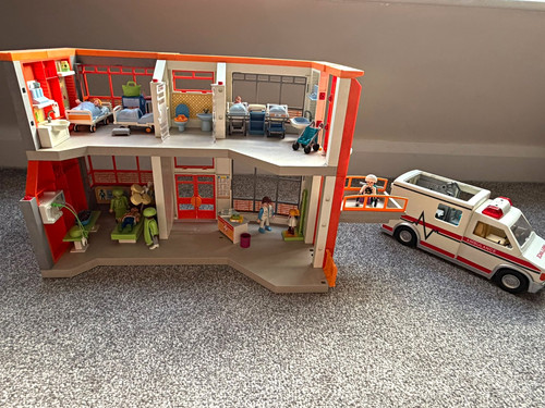 Playmobil hospital playset - hospital,