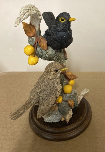 Country artists bird figurines - bird,