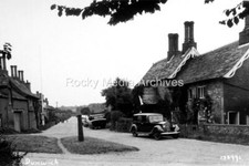 azx-27 ROLLS ROYCE REGISTRATION VP6 & CLASSIC BUS DUNWICH SUFFOLK. Photo