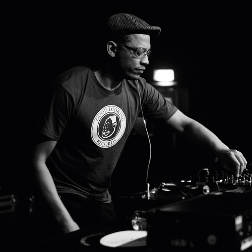 Good looking records shirt - good,