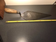 WHS Hunt & Sons Brades.