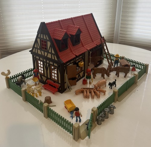 Playmobil 3556 farmhouse barn - farmhouse,