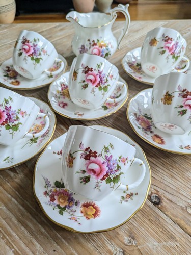 Royal crown derby posies - crown,