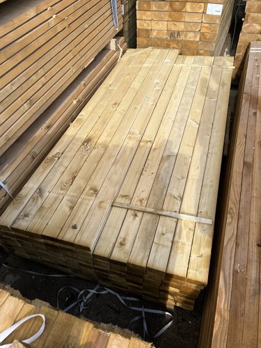 4x2x2 treated c24 timber - 4x2x2.4m, ~