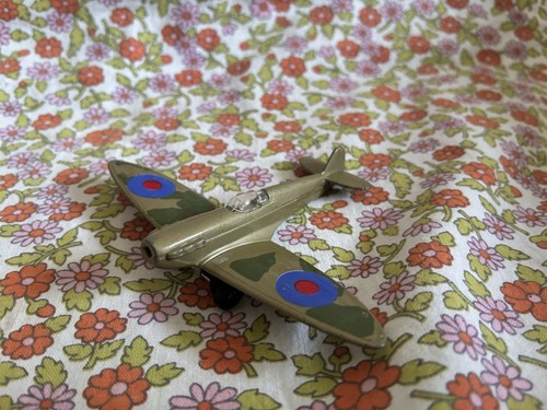 Vintage style raf - style, spitfire