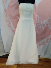 Wedding dress size 14 ivory