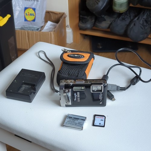 Olympus tough 810 - tough, tg-810