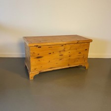 VINTAGE VICTORIAN PINE WOODEN