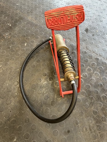 Vintage kismet lorry - kismet, foot