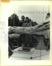 1989 Press Photo Clifford and