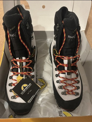 Brand new sportiva - new, nepal