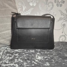 Matt & Nat leia shoulder