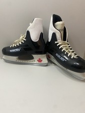 Vintage Bauer Turbo Ice Skates