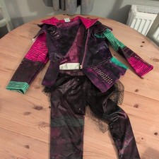 Disney store Descendants Mal
