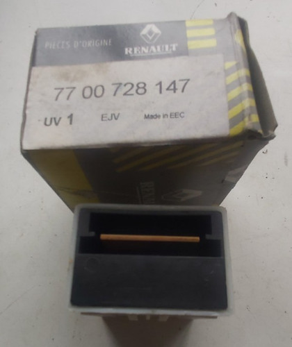 Renault rear wiper relay - renault,