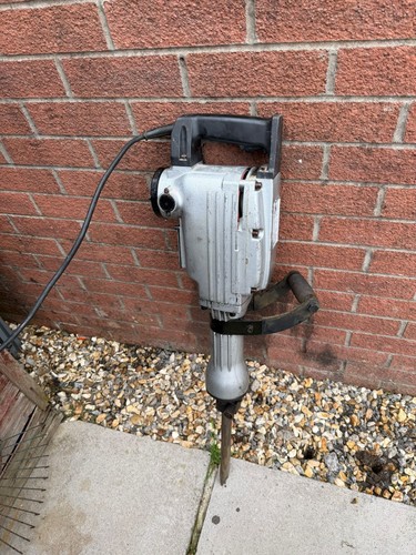 Demolition hammer breaker