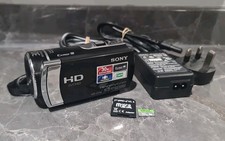 Sony Handycam HDR-CX190 With