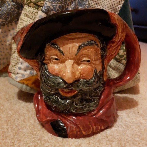 Royal doulton toby - royal,