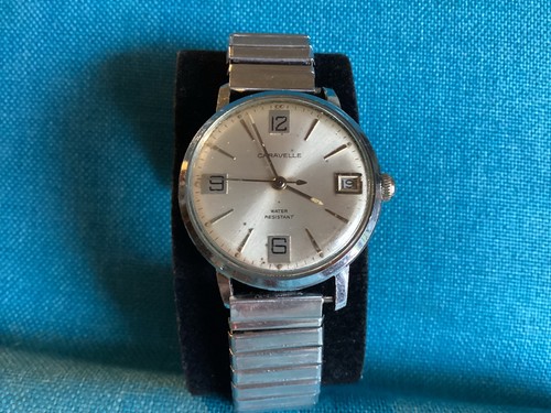 Vintage caravelle bulova - by,