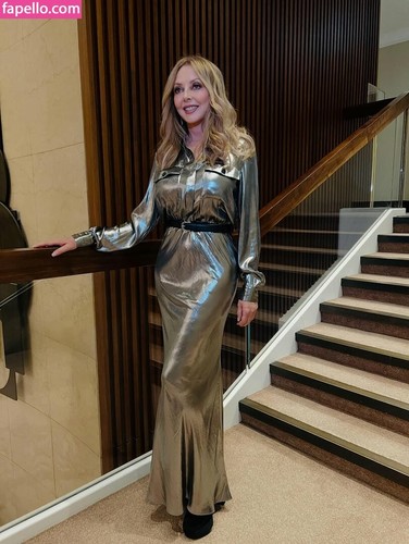 Carol vorderman glossy photo - carol,