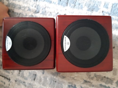 Monitor audio radius with - monitor,