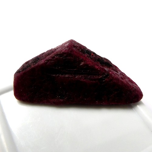 Brilliant natural red - red, ruby