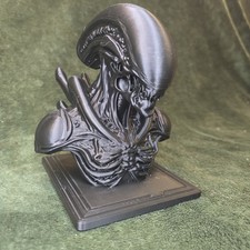 3D-printed Xenomorph Creature
